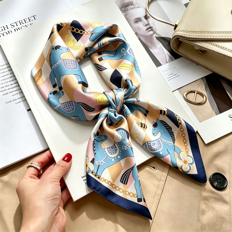 Scarf Silk Square - Damskie chusteczki do nosa Jedwabna apaszka