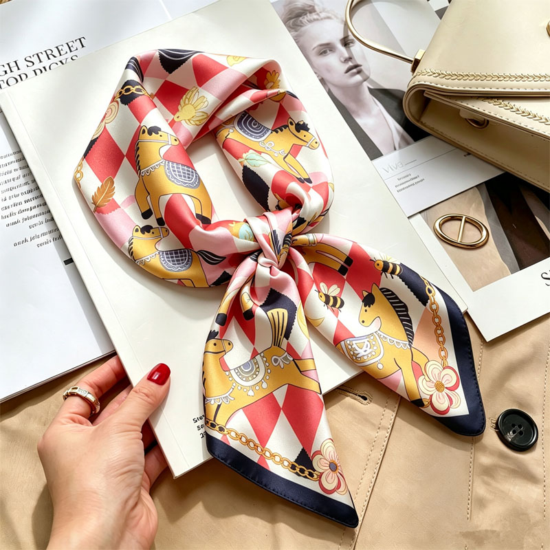Damskie chusteczki do nosa Jed – Scarf Silk Square recenzja i cena