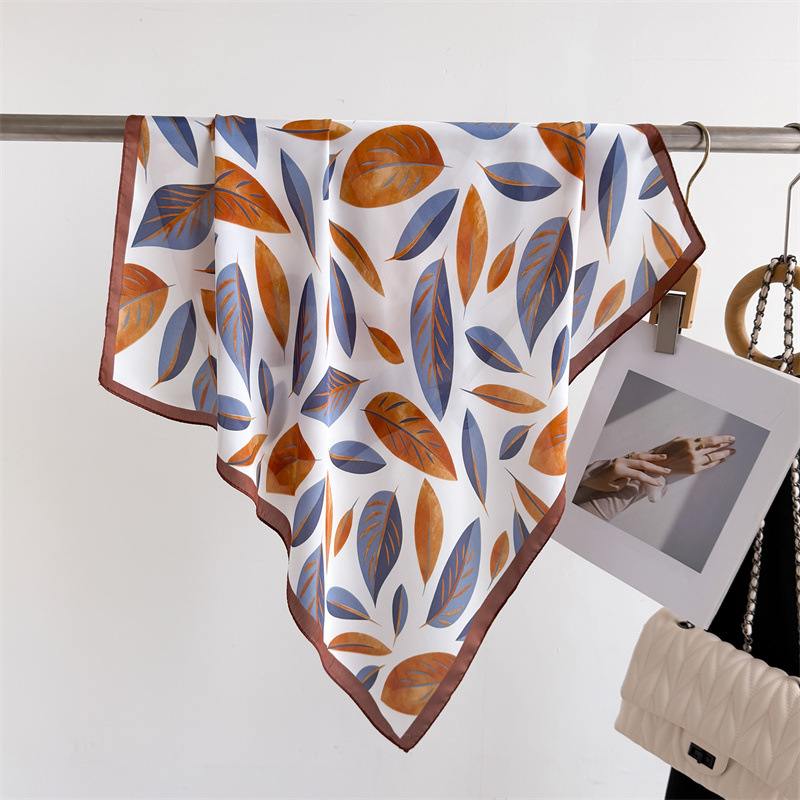 Luksusowa marka drukuj 70cm kw – Scarf Silk Square recenzja i cena
