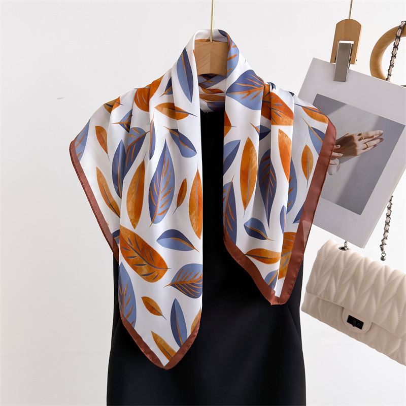 Luksusowa marka drukuj 70cm kw – Scarf Silk Square recenzja i cena