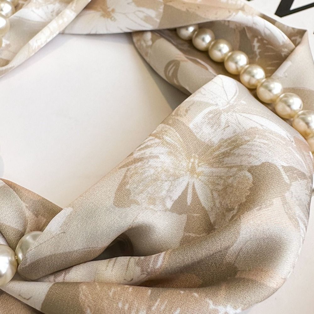Jedwabna chusta z magnetycznym – Ascot Neck Scarf recenzja i cena